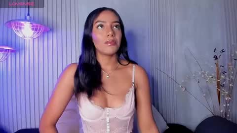 Snapshot of chloetaylorr_ chatting on 01/17/25, 09:06 CHLOE online show from 01/17/25, 09:06