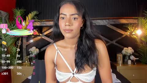 Snapshot of chloetaylorr_ chatting on 03/07/25, 09:06 CHLOE online show from 03/07/25, 09:06