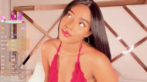 Snapshot of chloetaylorr_ chatting on 10/02/25, 08:49 CHLOE online show from 10/02/25, 08:49