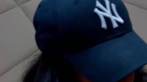 Chloe Vee online show from 09/12/25, 04:23