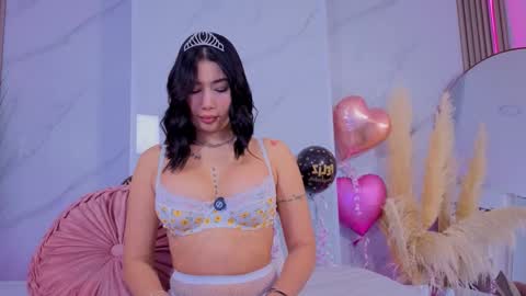 Snapshot of chlooee_ chatting on 11/03/25, 01:19 Chlooe online show from 11/03/25, 01:19