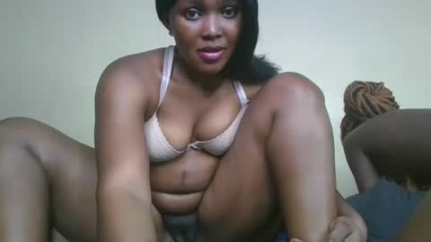 Snapshot of choco_baeb chatting on 02/12/25, 07:24 nei online show from 02/12/25, 07:24