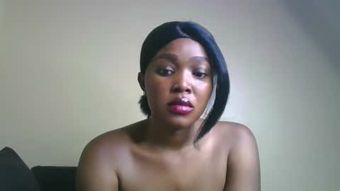 Snapshot of choco_baeb chatting on 02/13/25, 08:17 nei online show from 02/13/25, 08:17