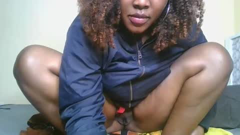 Snapshot of choco_baeb chatting on 09/12/25, 07:03 nei online show from 09/12/25, 07:03