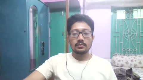 Snapshot of chocolate22 chatting on 11/27/25, 08:38 chocolate22 online show from 11/27/25, 08:38