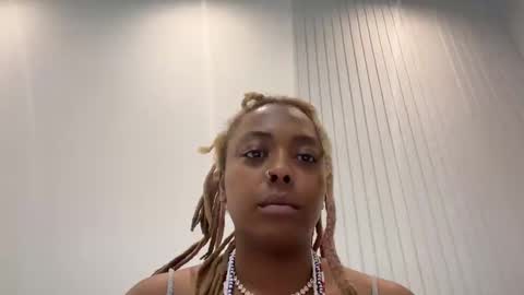 Snapshot of chocolatecakequeen chatting on 12/01/24, 11:58 ChocolateCakeQueen online show from 12/01/24, 11:58