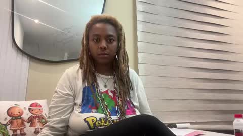 Snapshot of chocolatecakequeen chatting on 12/30/24, 04:31 ChocolateCakeQueen online show from 12/30/24, 04:31