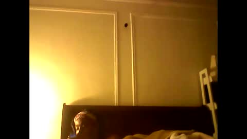 Snapshot of chocolatedrop_ chatting on 10/06/25, 12:19 chocolatedrop_ online show from 10/06/25, 12:19