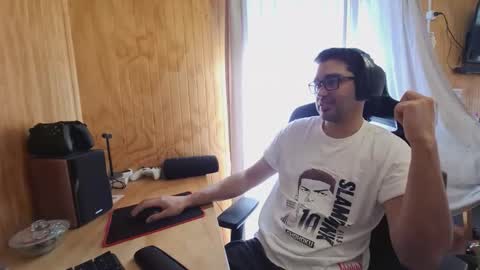 chocomate online show from 11/21/25, 01:10