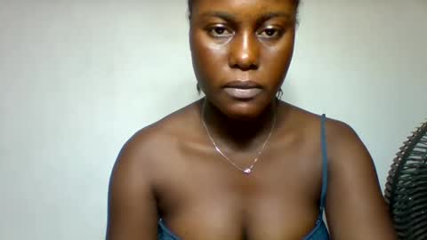 chocoslut20 online show from 02/07/25, 04:27