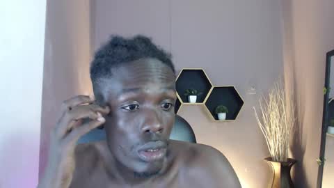 Chombo online show from 09/19/25, 07:25