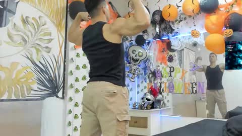 Snapshot of choreythaiylor chatting on 10/24/25, 03:52 Chorey Thaylor online show from 10/24/25, 03:52