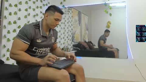 Snapshot of choreythaiylor chatting on 11/15/25, 02:57 Chorey Thaylor online show from 11/15/25, 02:57