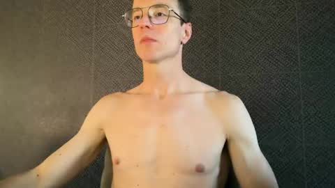 Snapshot of chouffie_81 chatting on 11/21/25, 09:19 Chouffie online show from 11/21/25, 09:19