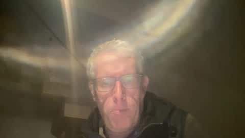 Snapshot of choupipat1 chatting on 11/09/25, 06:33 choupipat1 online show from 11/09/25, 06:33