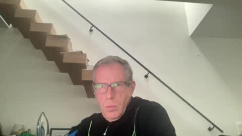 Snapshot of choupipat1 chatting on 11/17/25, 11:49 choupipat1 online show from 11/17/25, 11:49