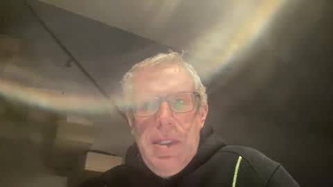 Snapshot of choupipat1 chatting on 11/19/25, 06:57 choupipat1 online show from 11/19/25, 06:57