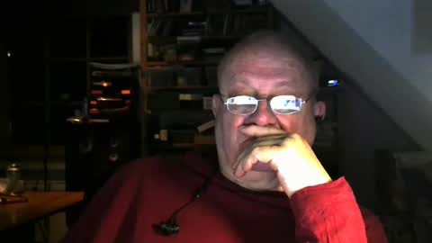 Snapshot of chris1962tyrionbtsv chatting on 12/29/24, 10:14 Chris online show from 12/29/24, 10:14