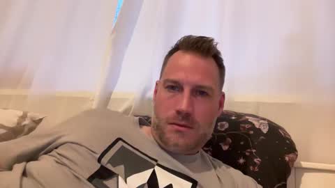 Christian online show from 11/08/25, 03:45