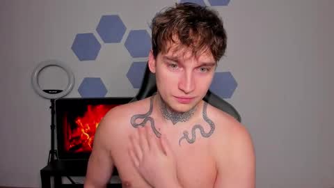 Chris Tyson online show from 10/22/25, 09:36