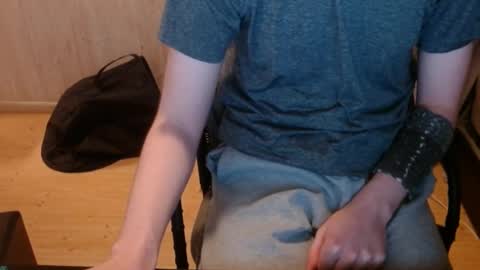Snapshot of chriser_xxx chatting on 01/01/25, 04:07 chriser_xxx online show from 01/01/25, 04:07