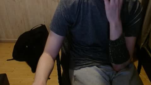 Snapshot of chriser_xxx chatting on 01/01/25, 07:10 chriser_xxx online show from 01/01/25, 07:10