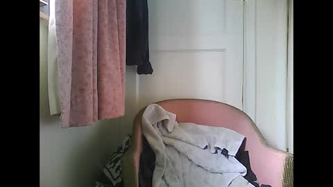 chrishornycocker online show from 10/17/25, 09:23