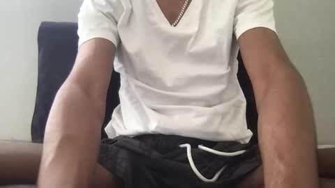 Snapshot of chrisjones4504 chatting on 02/09/25, 11:36 chrisjones4504 online show from 02/09/25, 11:36