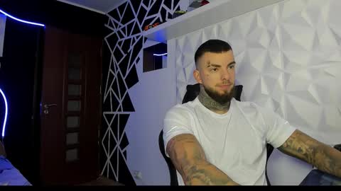 Snapshot of chrisjordan666 chatting on 10/15/25, 11:43 Chris Jordan online show from 10/15/25, 11:43