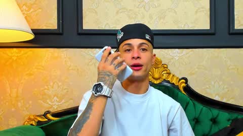 Snapshot of chrismckay_ chatting on 10/24/25, 11:06 Chris online show from 10/24/25, 11:06