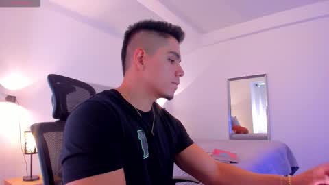 chrismorgan24 online show from 10/10/25, 04:17