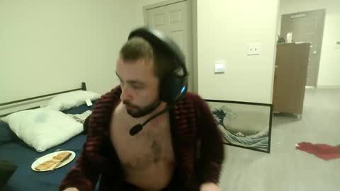 Mystery Man online show from 10/06/25, 01:25