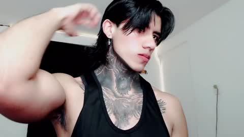 Snapshot of chriss_opp chatting on 02/22/25, 12:19 CHRIS  INDEPENT MODEL online show from 02/22/25, 12:19