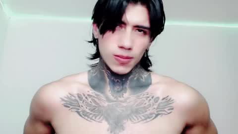 Snapshot of chriss_opp chatting on 03/10/25, 02:16 CHRIS  INDEPENT MODEL online show from 03/10/25, 02:16