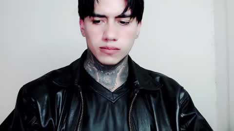 Snapshot of chriss_opp chatting on 09/29/25, 02:44 CHRIS  INDEPENT MODEL online show from 09/29/25, 02:44