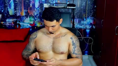 Chriss Stewart online show from 10/08/25, 02:09