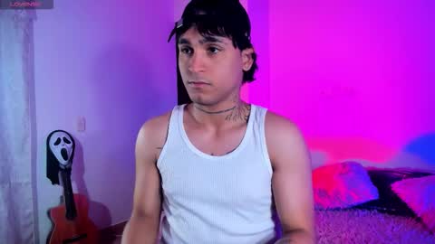 Christian Wang online show from 11/04/25, 12:10