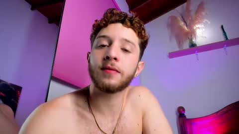 Hi dont forguet to follow me    online show from 11/09/25, 06:33