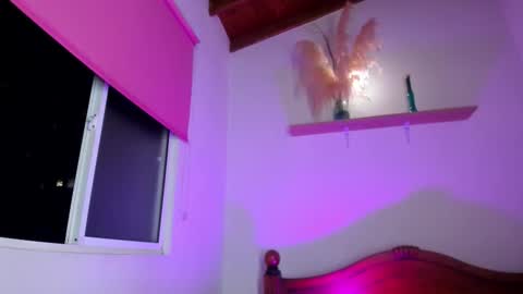 Hi dont forguet to follow me    online show from 11/10/25, 03:38