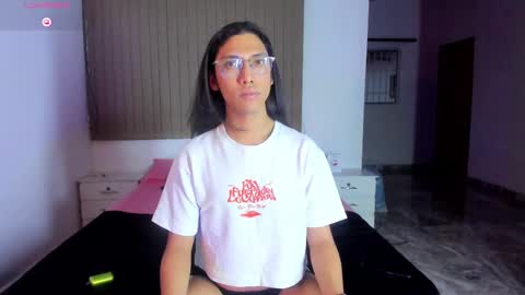 Snapshot of christian_cruz__ chatting on 09/16/25, 11:06 Christian Cruz online show from 09/16/25, 11:06