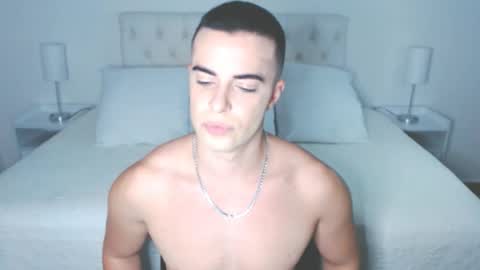 Snapshot of christiandiorx chatting on 11/01/25, 12:12 christiandiorx online show from 11/01/25, 12:12