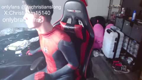 Snapshot of christianslong chatting on 09/29/25, 10:36 christianslong online show from 09/29/25, 10:36