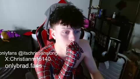 Snapshot of christianslong chatting on 09/30/25, 11:43 christianslong online show from 09/30/25, 11:43