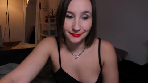 christina rosse online show from 11/23/25, 01:11