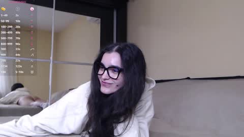 Snapshot of christinafit chatting on 10/04/25, 07:17 chris online show from 10/04/25, 07:17