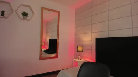 Christine  online show from 09/09/25, 12:05