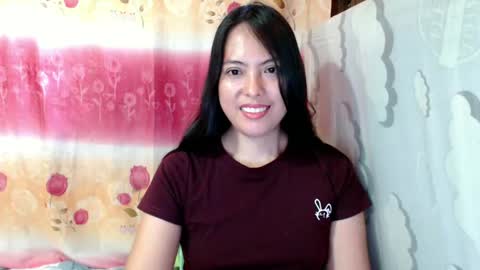 Snapshot of christine_scott chatting on 12/12/24, 05:31 christine_scott online show from 12/12/24, 05:31