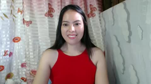 Snapshot of christine_scott chatting on 12/24/24, 12:55 christine_scott online show from 12/24/24, 12:55