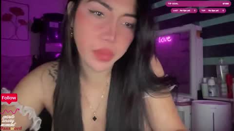 christine online show from 10/21/25, 10:43