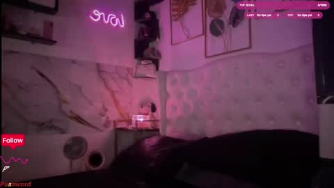 christine online show from 10/24/25, 10:33